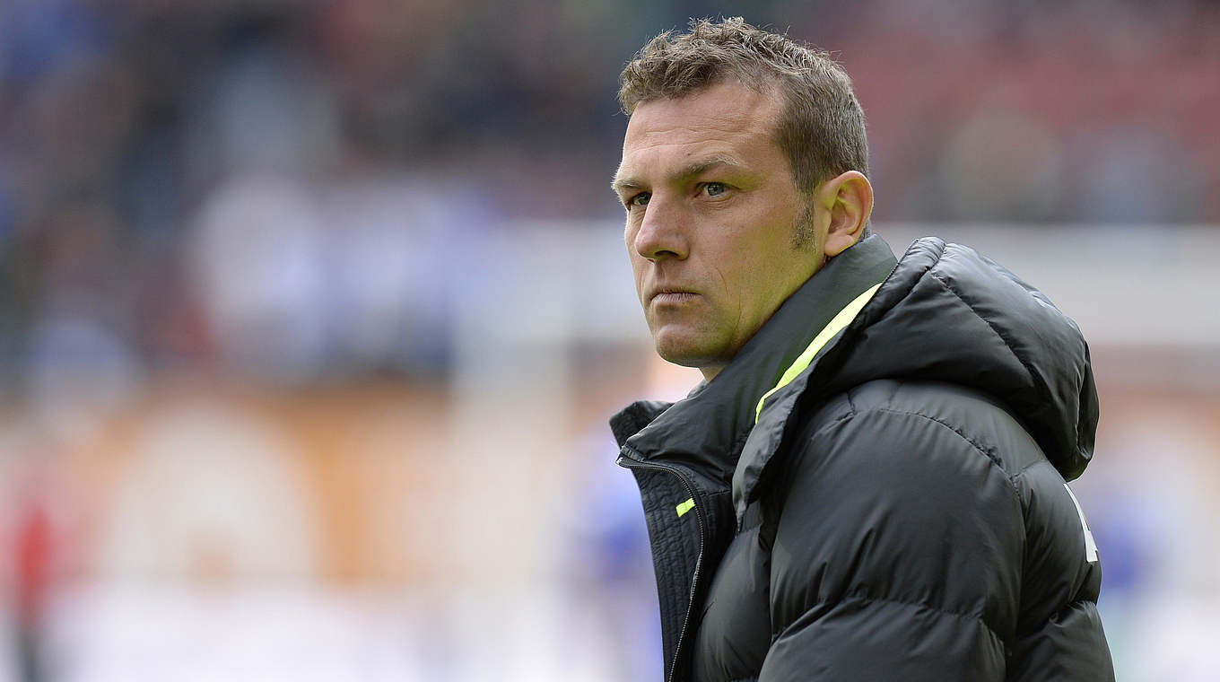 Markus Weinzierl has extended his contract as Augsburg manager until 2019 © 