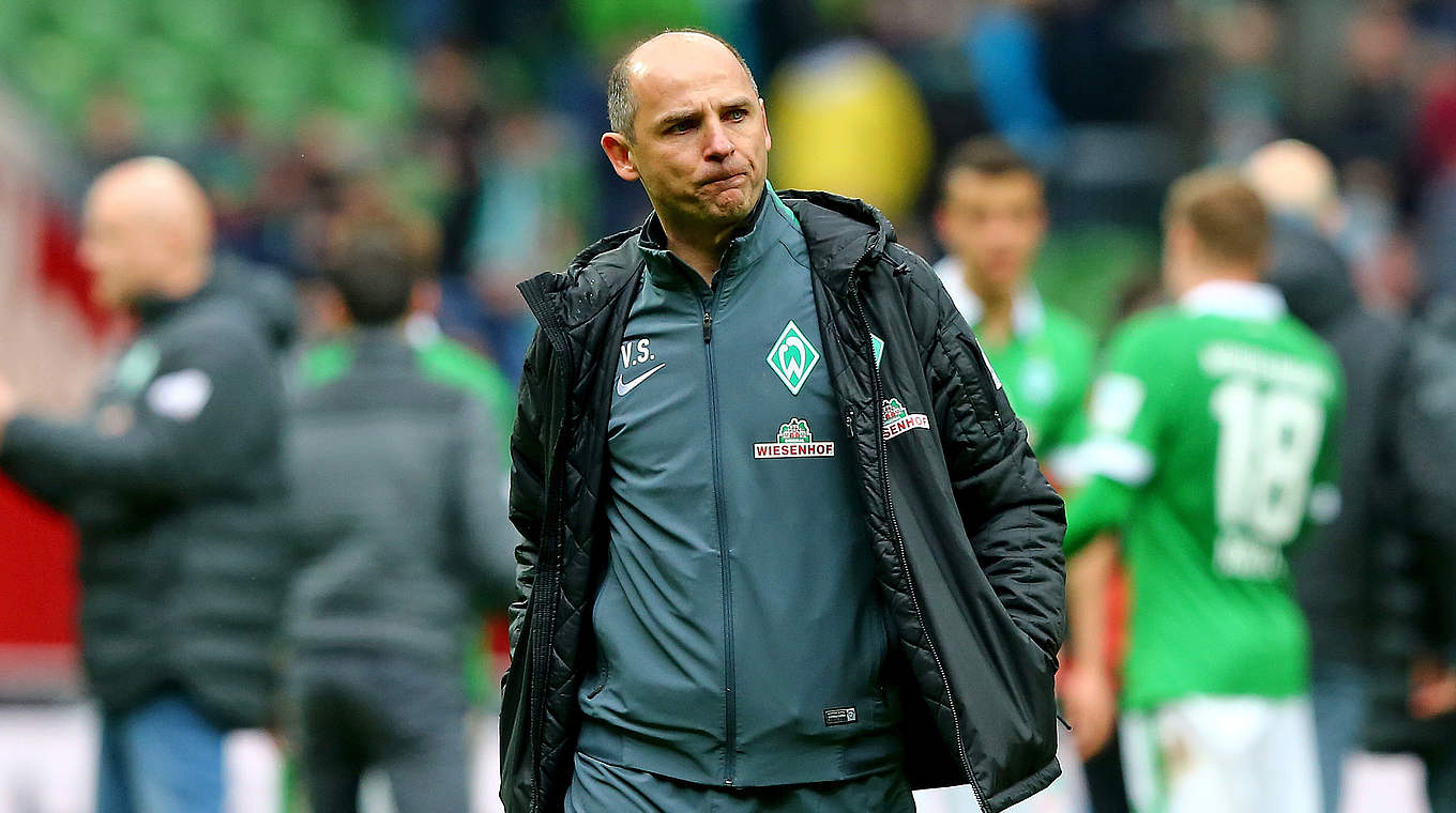 Seit drei Spielen ohne Sieg: Werder-Coach Viktor Skripnik © 2015 Getty Images