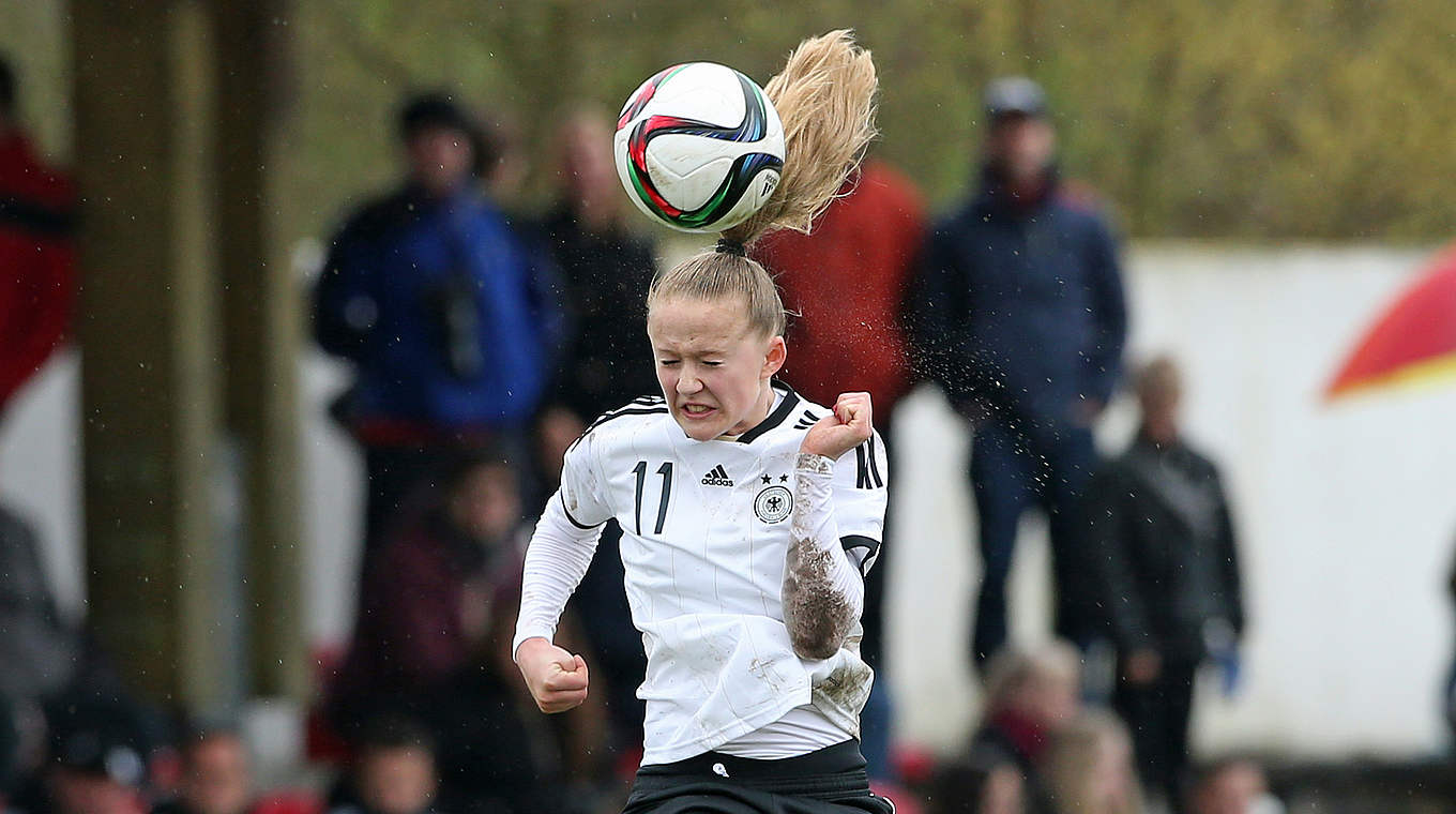 Erzielt zwei Treffer im ersten Durchgang: Lea Schüller © 2014 Getty Images