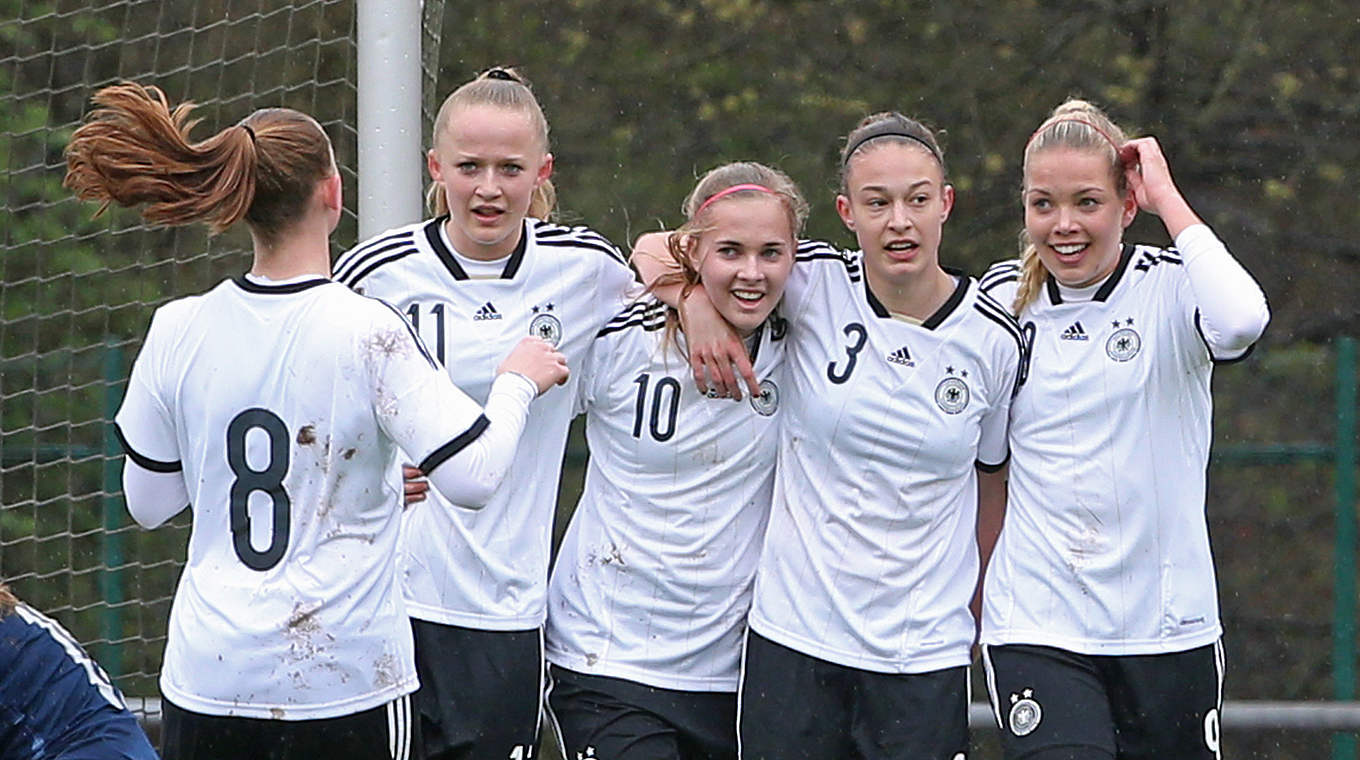 Jubel bei der DFB-Auswahl: Erfolgreicher Start in die EM-Qualifikation © 2014 Getty Images