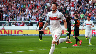 Ginczek's second goal sealed the 3-2 win for Stuttgart in injury time. © 2015 Getty Images