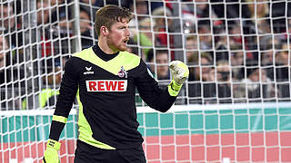 Laboriert an einer Oberschenkelprellung: Kölns Keeper Timo Horn © 2015 Getty Images