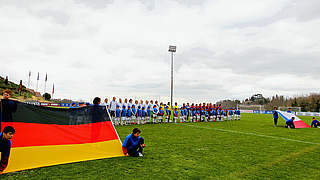 Erfolgreich: U 17-Juniorinnen schlagen die Tschechische Auswahl mit 5:1 © 2015 Getty Images