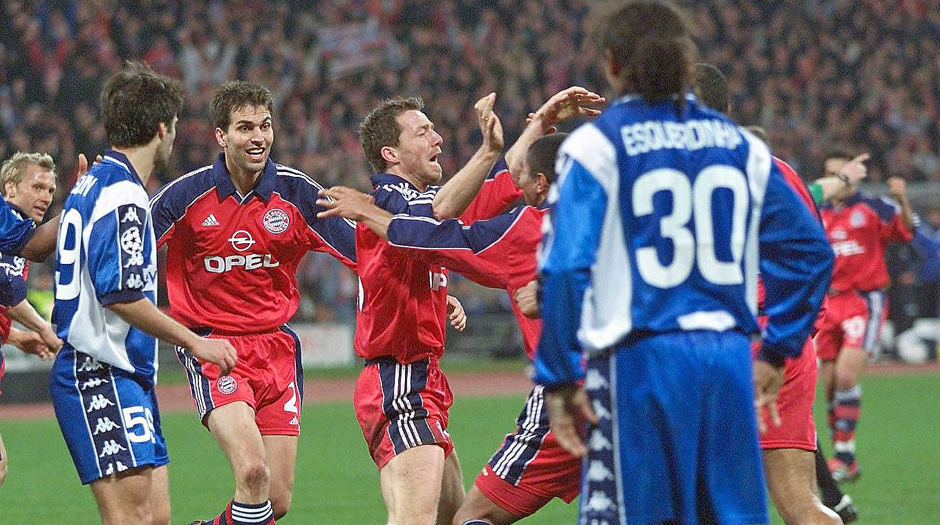 Markus Babbel, Thomas Linke & Co. celebrate after reaching the semis in 2000 © imago sportfotodienst