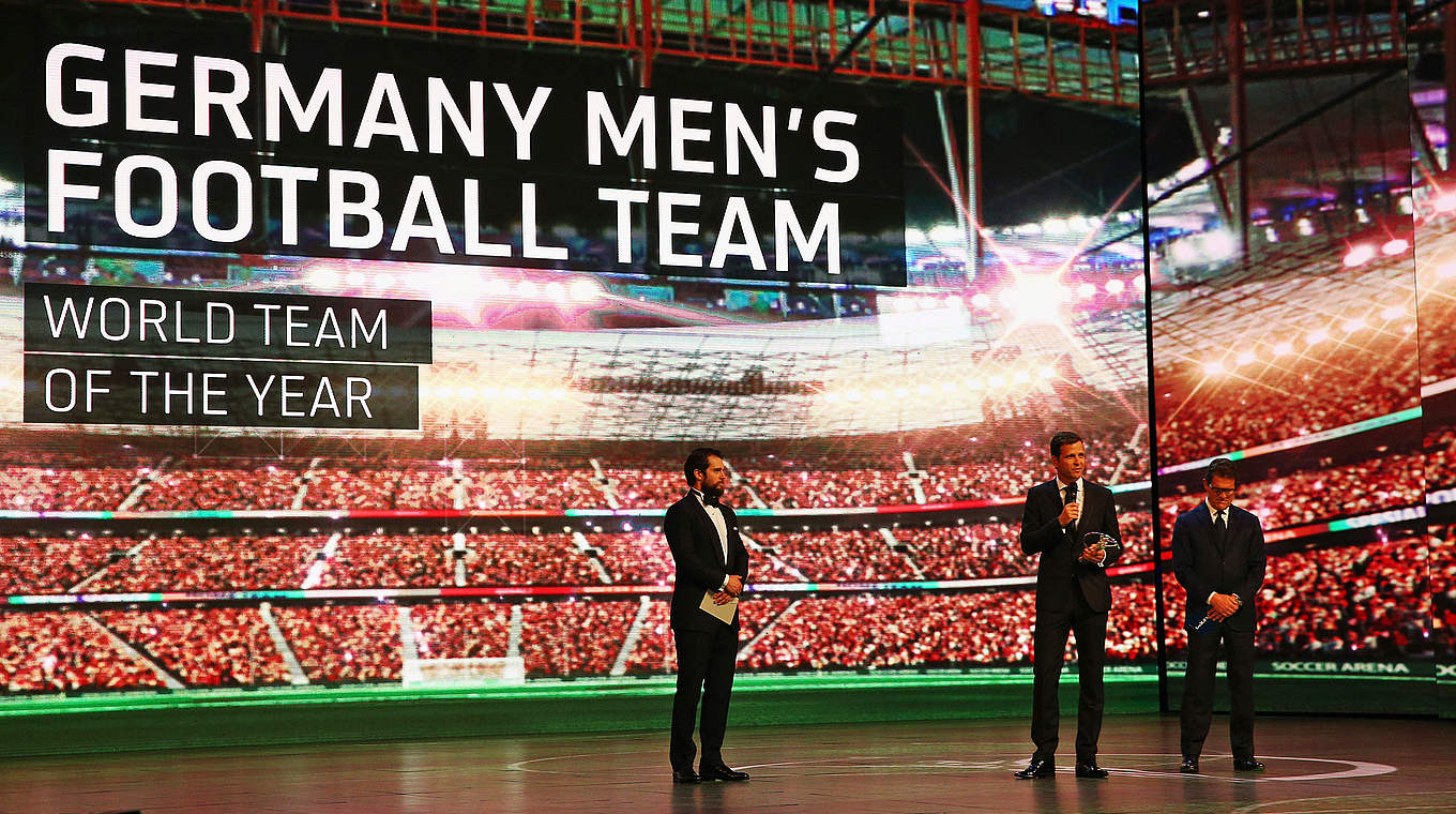 "Sport-Oscar" für den Weltmeister: Das DFB-Team wird mit dem "Laureus" geehrt © 2015 Getty Images