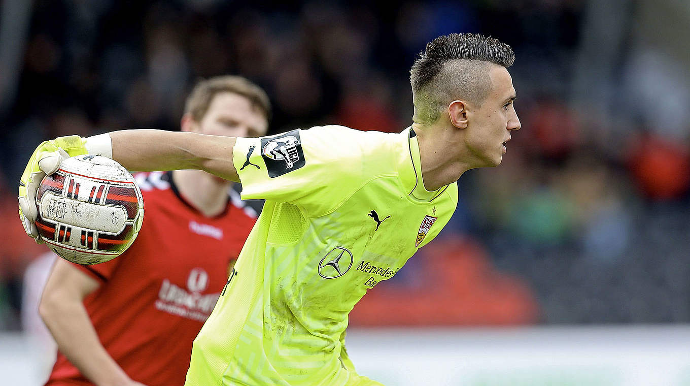 Stuttgarts Keeper Vlachodimos: "Derby ist immer ein besonderes Spiel für uns" © 2015 Getty Images