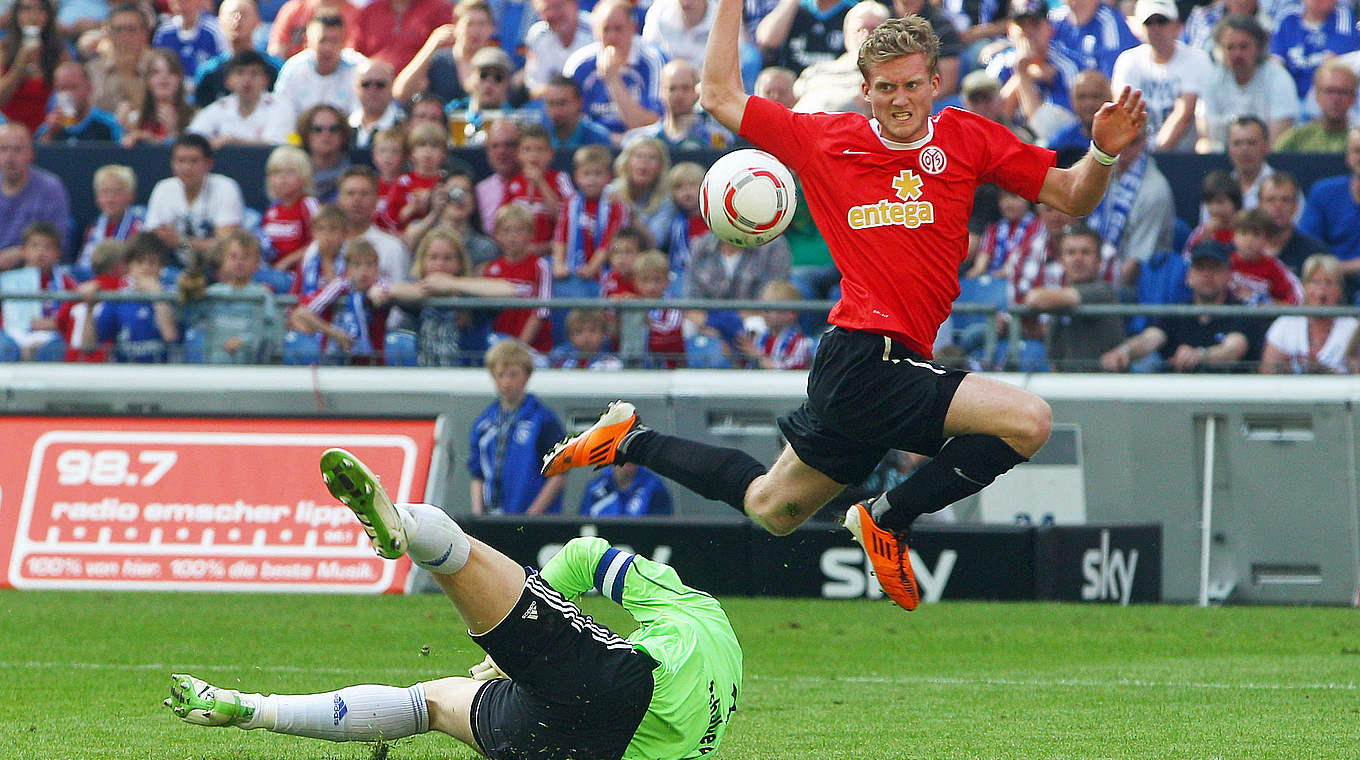 Torschütze beim letzten Mainzer Sieg gegen Schalke: Weltmeister André Schürrle (r.) © Bongarts/GettyImages