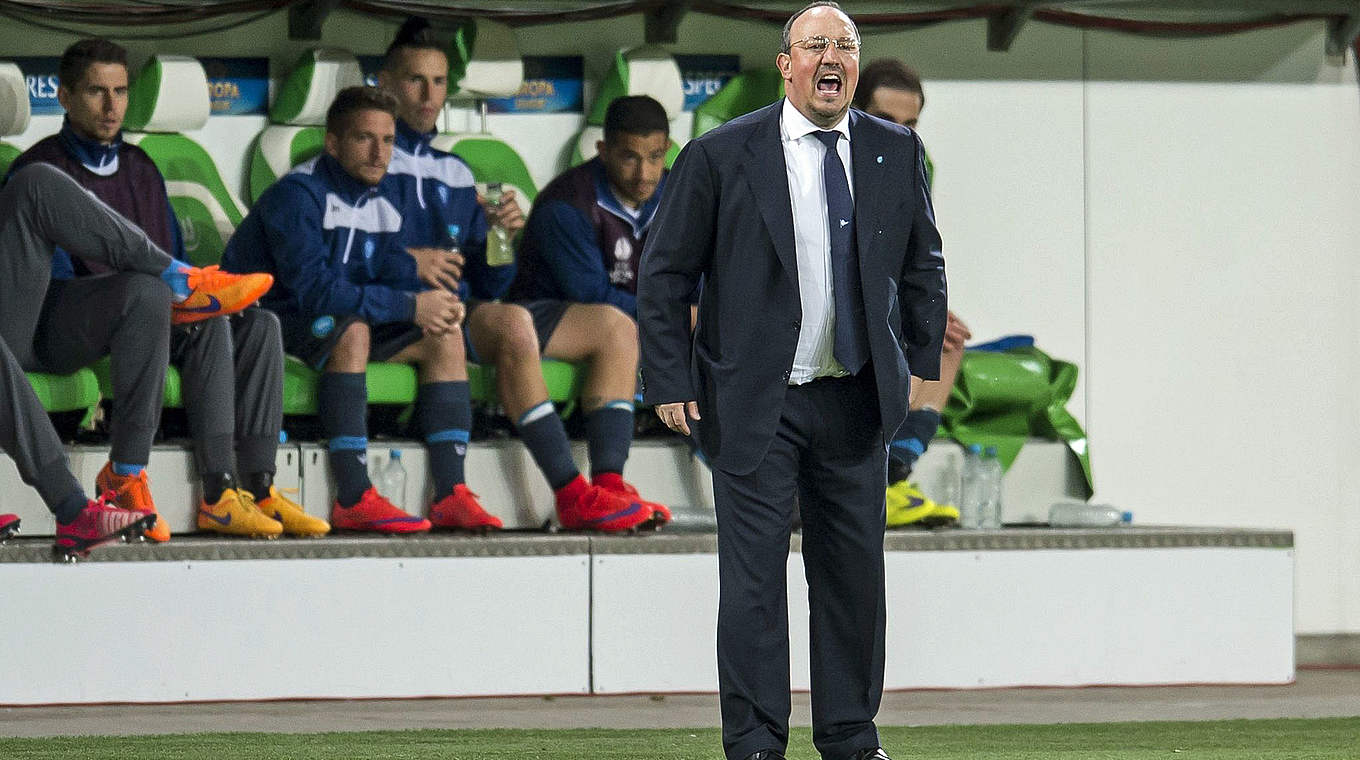 Warnt vor Wolfsburg: SSC-Trainer Rafael Benitez © 2015 VI-Images