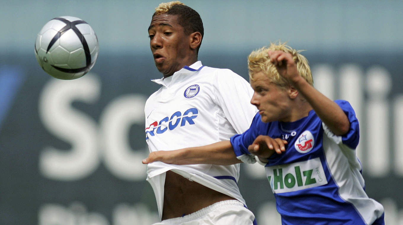 Boateng playing for the Hertha BSC juniors in 2005  © 2005 Getty Images
