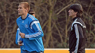 Löw (r.) über Badstuber: 