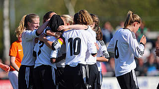 Jubel bei der deutschen U 15: Sieg gegen die Niederlande © 2015 Getty Images