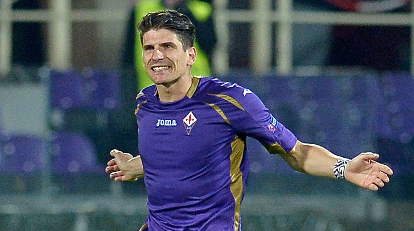 Angreifer Mario Gomez trifft mit Florenz auf Sevilla: Tore gegen den Titelverteidiger? © AFP/GettyImages