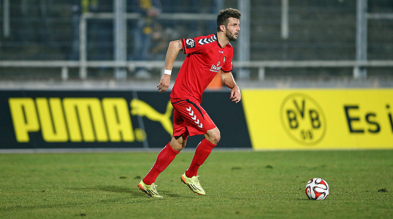 Verlässt die  SG Sonnenhof Großaspach: Innenverteidiger Fabian Aupperle © 2015 Getty Images