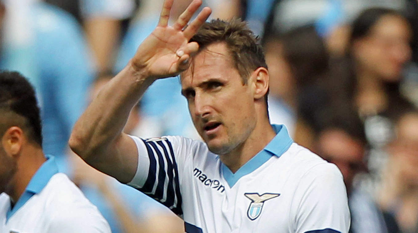 Miroslav Klose scored in Lazio's 1-1 draw with Verona © 2015 Getty Images