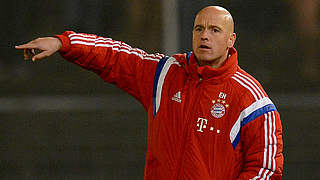 Weiter im Rennen um den Titel: Erik ten Hag und die Bayern-Reserve © 2014 Getty Images