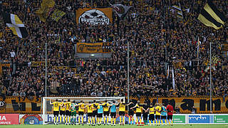 Benefizspiel zu Gunsten des Perinatalzentrums Dresden: Dynamo gegen Possendorf © 2013 Getty Images
