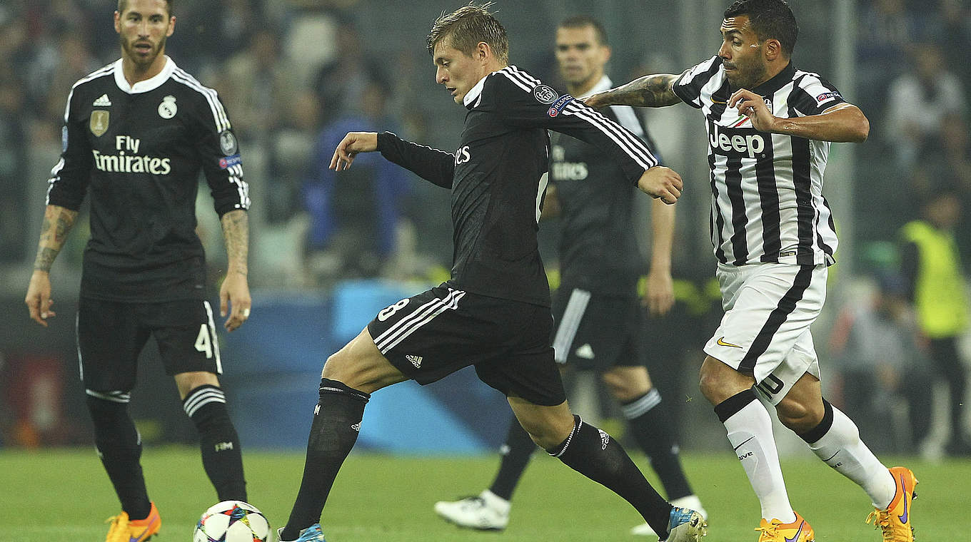 Trotz der Niederlage mit guten Chancen im Rückspiel: Toni Kroos mit Real Madrid © 2015 Getty Images
