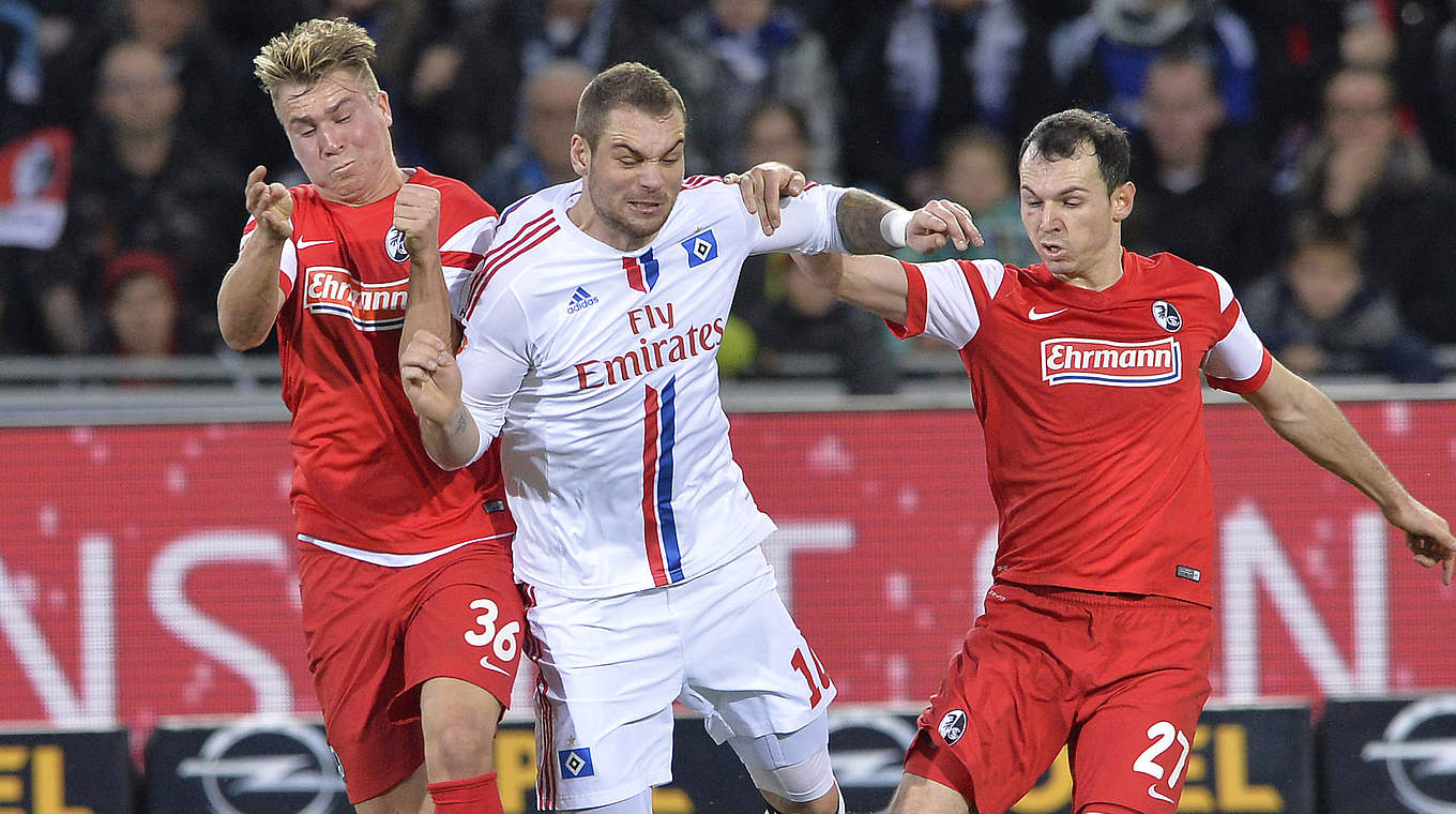 Both sides will be fighting for Bundesliga survival on Friday evening  © 2014 Getty Images
