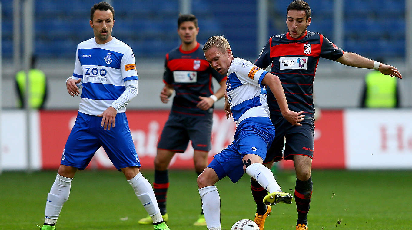 Höhepunkt am Sonntag: Duisburg zu Gast bei Rot-Weiß Erfurt © 2014 Getty Images