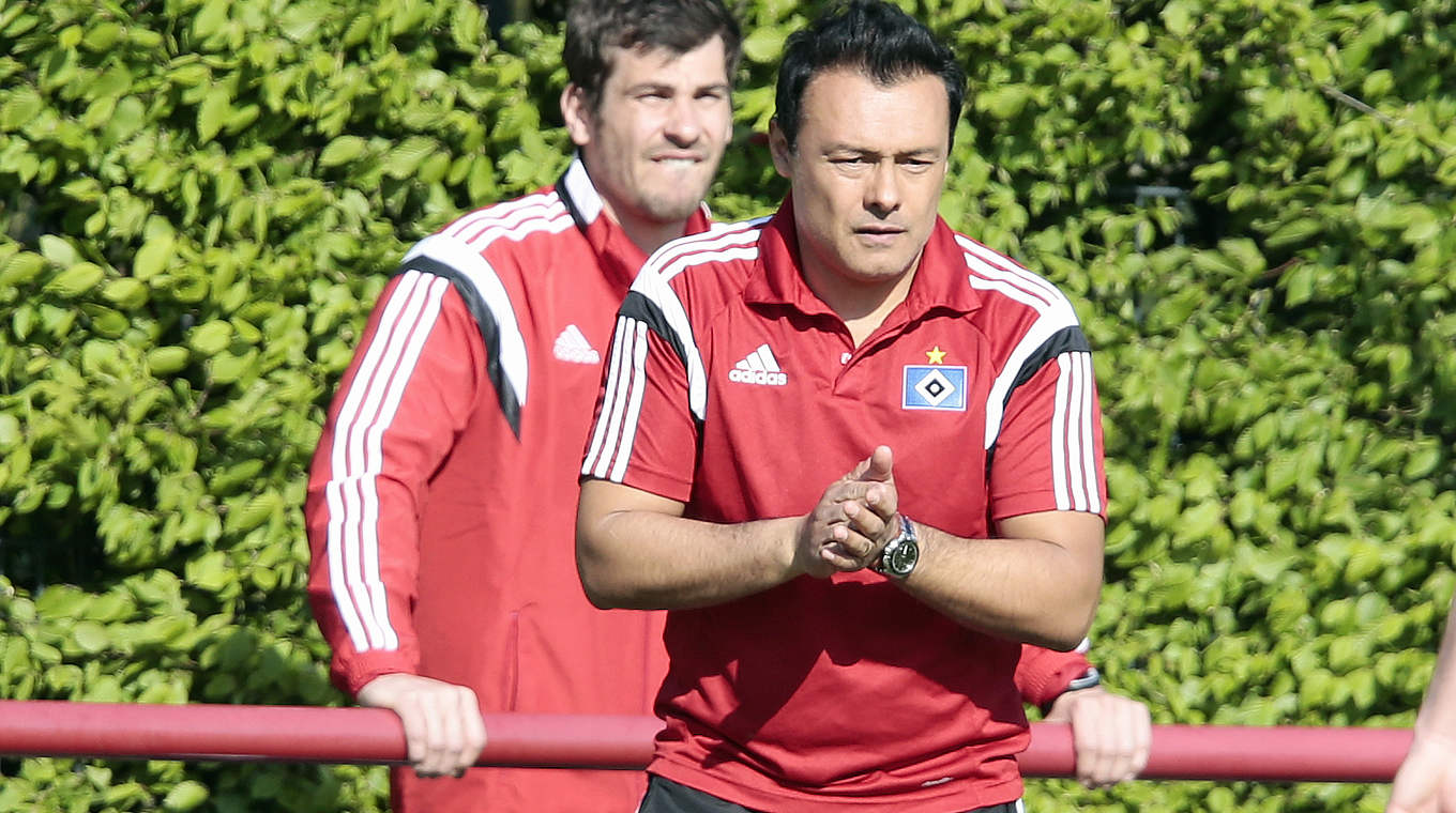 Mit Hamburg gegen die Gäste des TSV Havelse: Trainer Rodolfo Cardoso © 2015 Getty Images