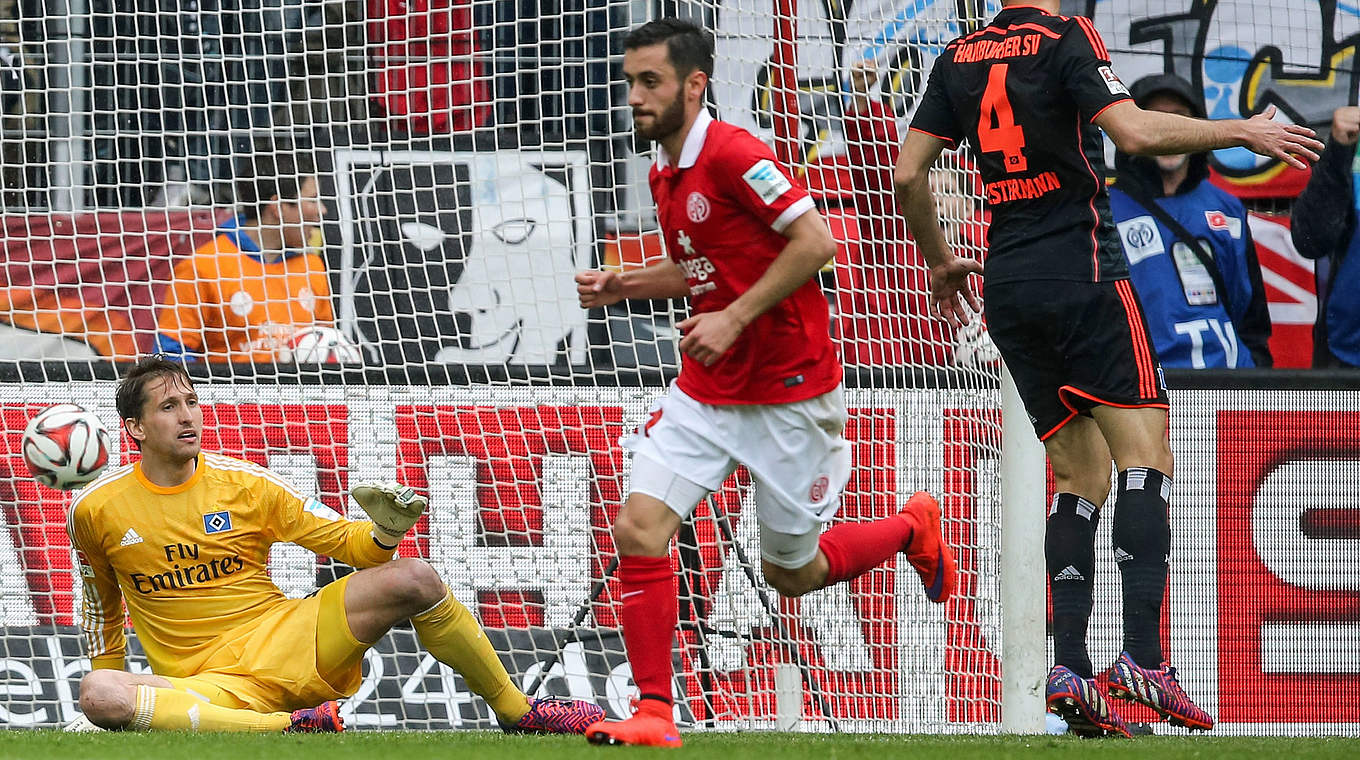 Verlängert seinen Vertrag bei FSV Mainz 05 um drei Jahre: Yunus Malli (m.) © 2015 Getty Images