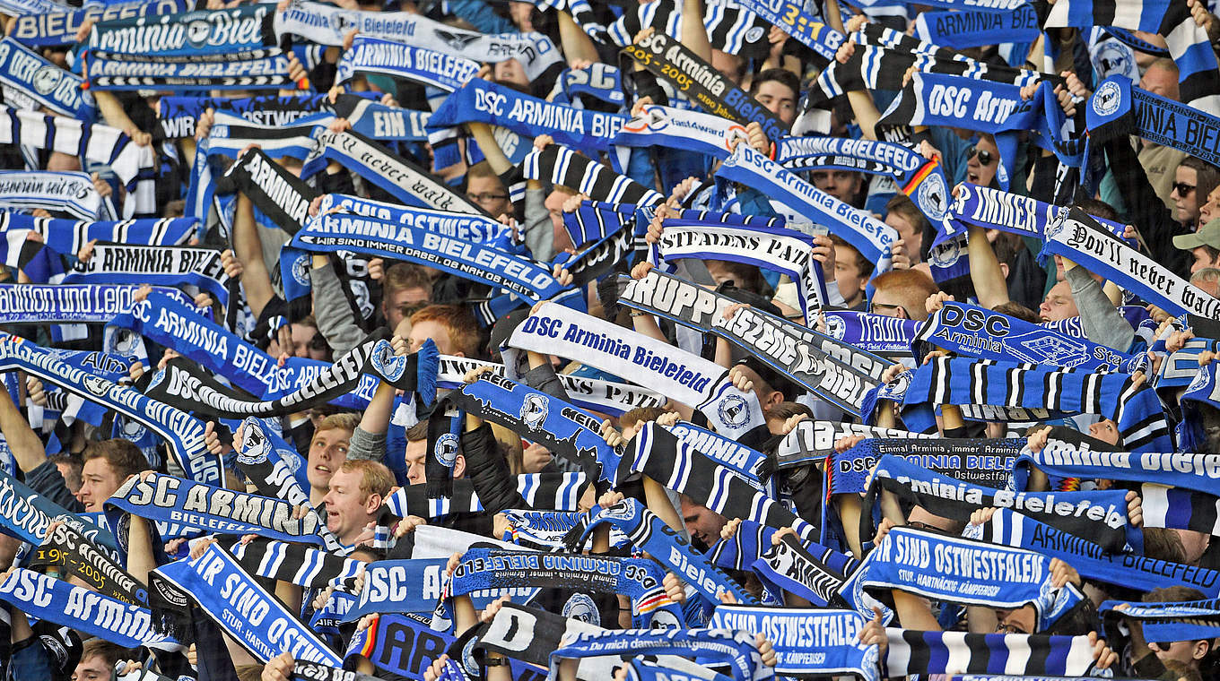 Vorfreude in Bielefeld: Rund 24.600 Zuschauer werden gegen Regensburg erwartet  © 2015 Getty Images