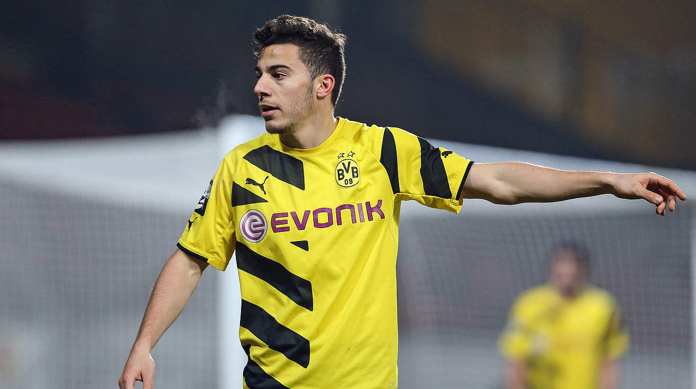 Wechselt zu den Stuttgarter Kickers: Edisson Jordanov von Borussia Dortmund II © 2015 Getty Images