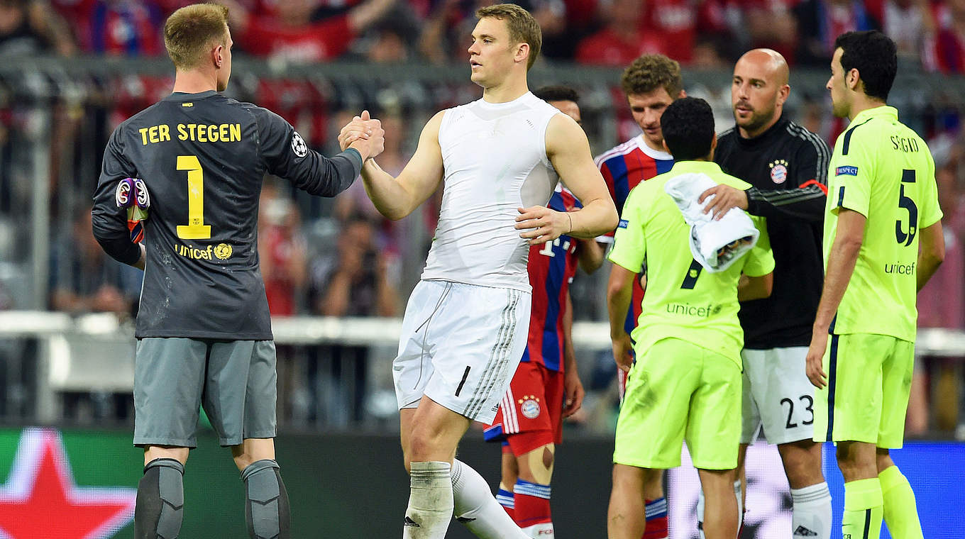 Gratulation an den Torwartkollegen: Neuer mit Barcelonas Marc-André ter Stegen (l.) © 2015 Getty Images