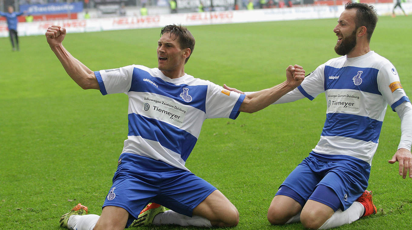 Kollektiver Jubel: Doppeltorschütze Gardawski (l.) und Janjic (r.) feiern den MSV © 2015 Getty Images