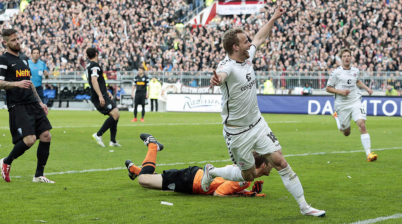 St. Pauli celebrated a 5-1 win over Bochum for three big points in the relegation battle © 2015 Getty Images