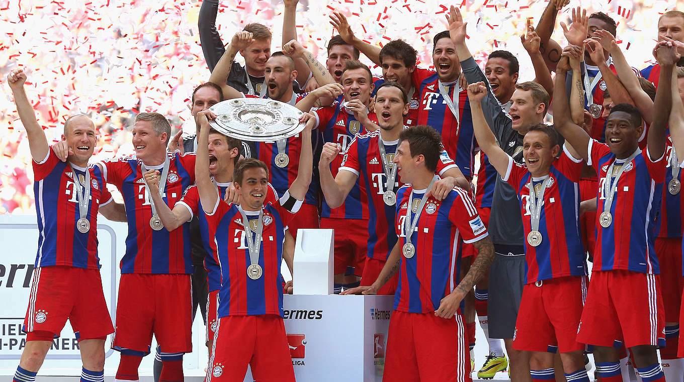 Gewohntes Bild: Die Bayern und die Meisterschale © 2014 Getty Images