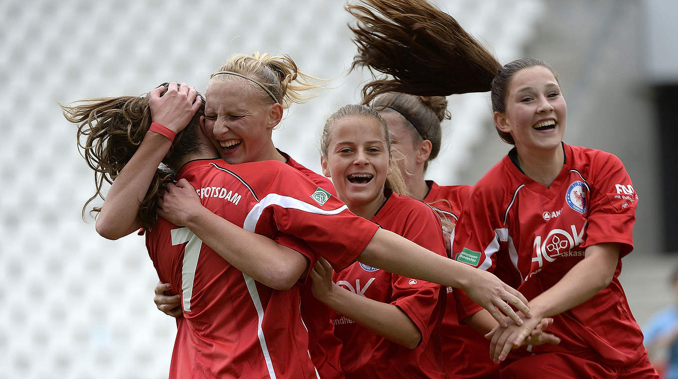 Stehen im Finale um die B-Juniorinnen-Meisterschaft: die Turbinen aus Potsdam © 2014 Getty Images