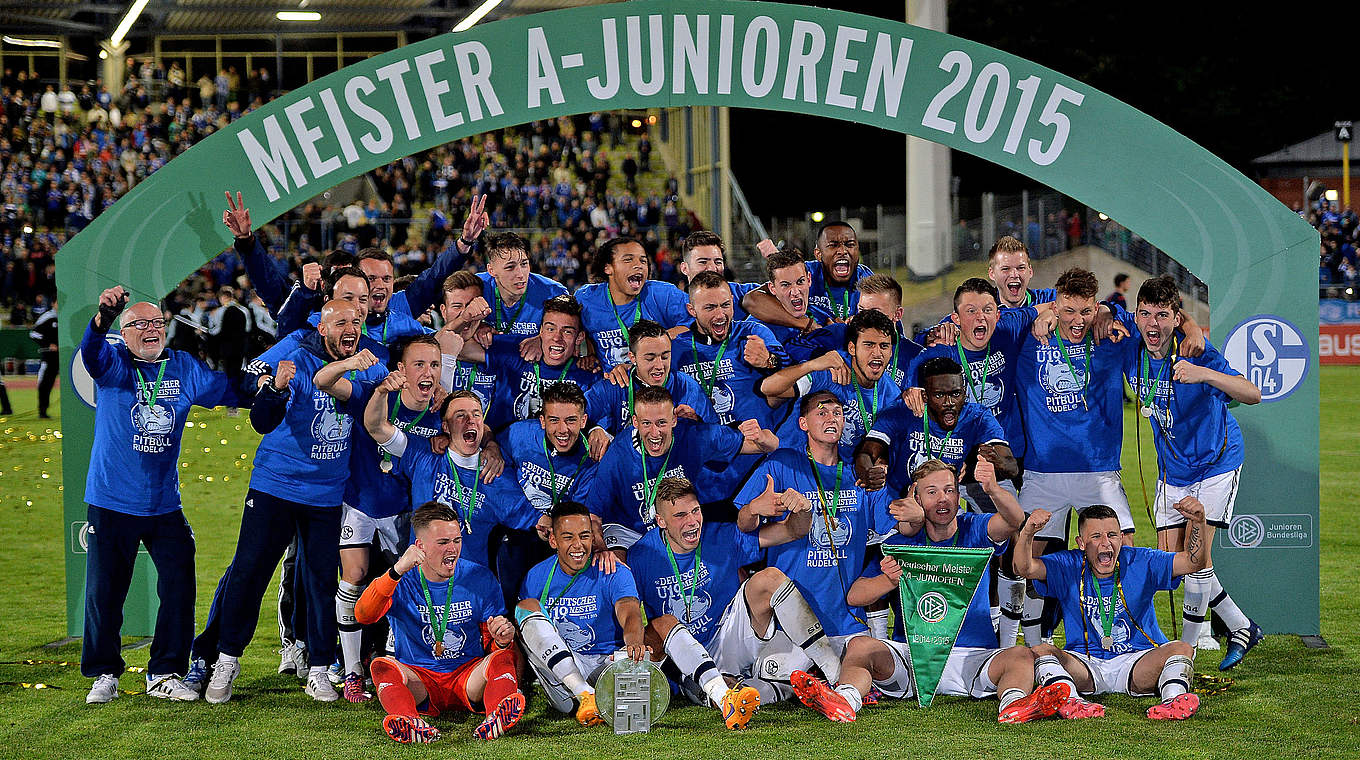 Deutscher A-Junioren-Meister 2015: der FC Schalke 04 © 2015 Getty Images