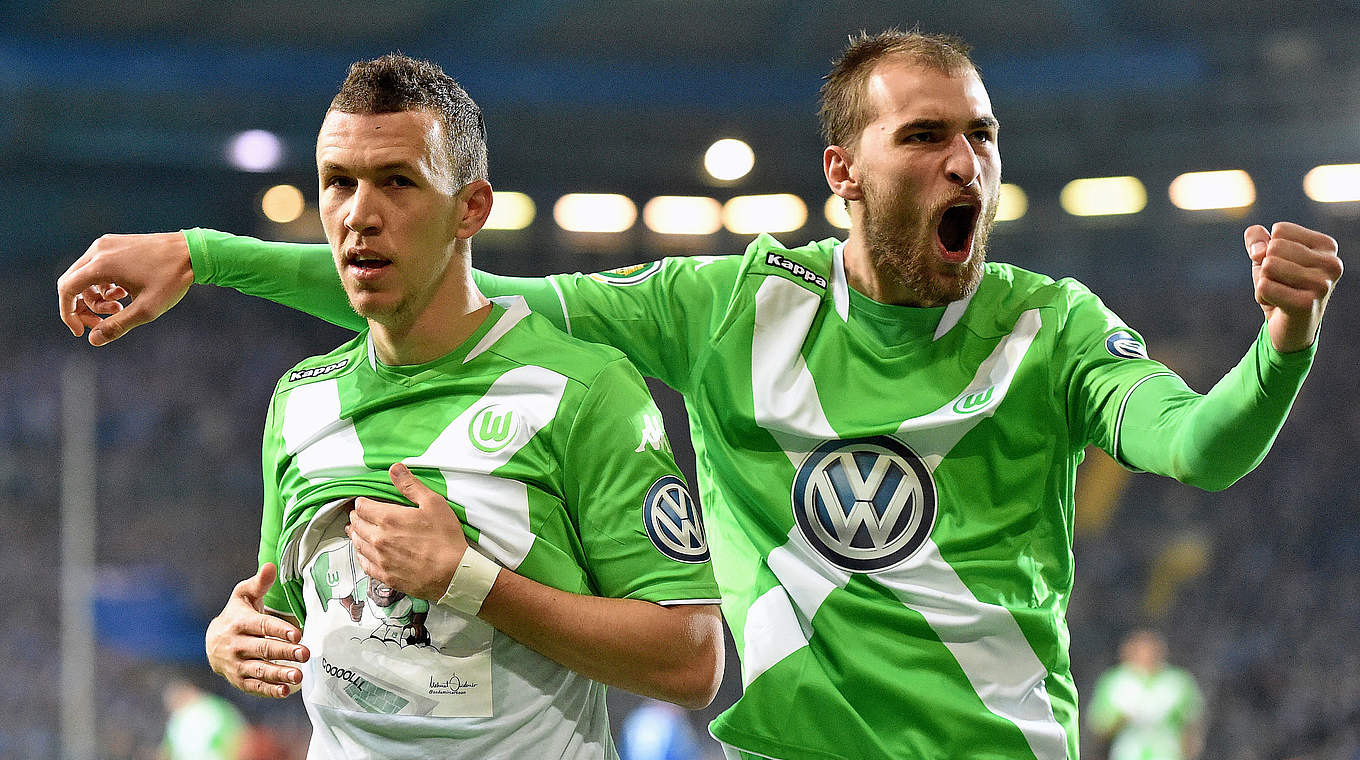 16 Tore in 21 Bundesligaigaspielen: Bas Dost (r.) ist in Wolfsburg durchgestartet © 2015 Getty Images