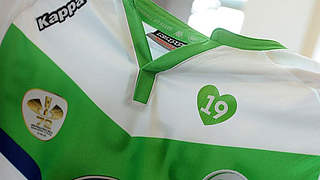19, Junior Malanda's shirt number, is within a heart on the front of the kit © Twitter @VfL_Wolfsburg