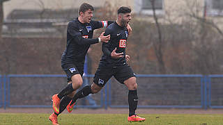 Brachte Herthas Nachwuchs im Halbfinale gegen Schalke in Führung: Tahsin Cakmak (r.) © DFB