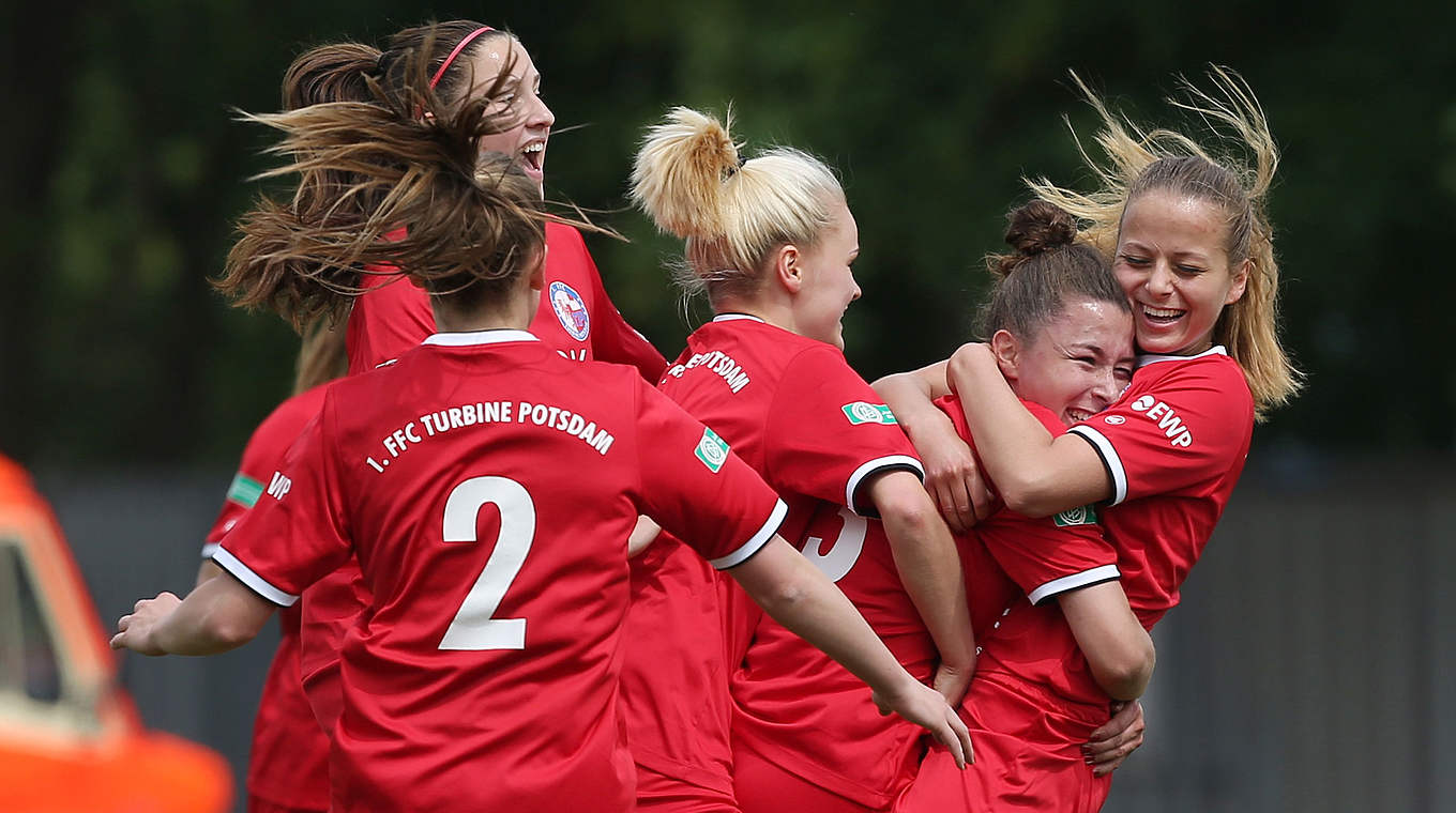 Wollen den zehnten Meistertitel: Die U 17-Juniorinnen des 1. FFC Turbine Potsdam © 2015 Getty Images