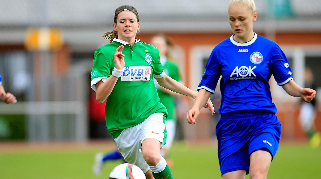 Laufduell: Bremens Alina Botzum (l.) gegen Potsdams Victoria Krug © 2015 Getty Images