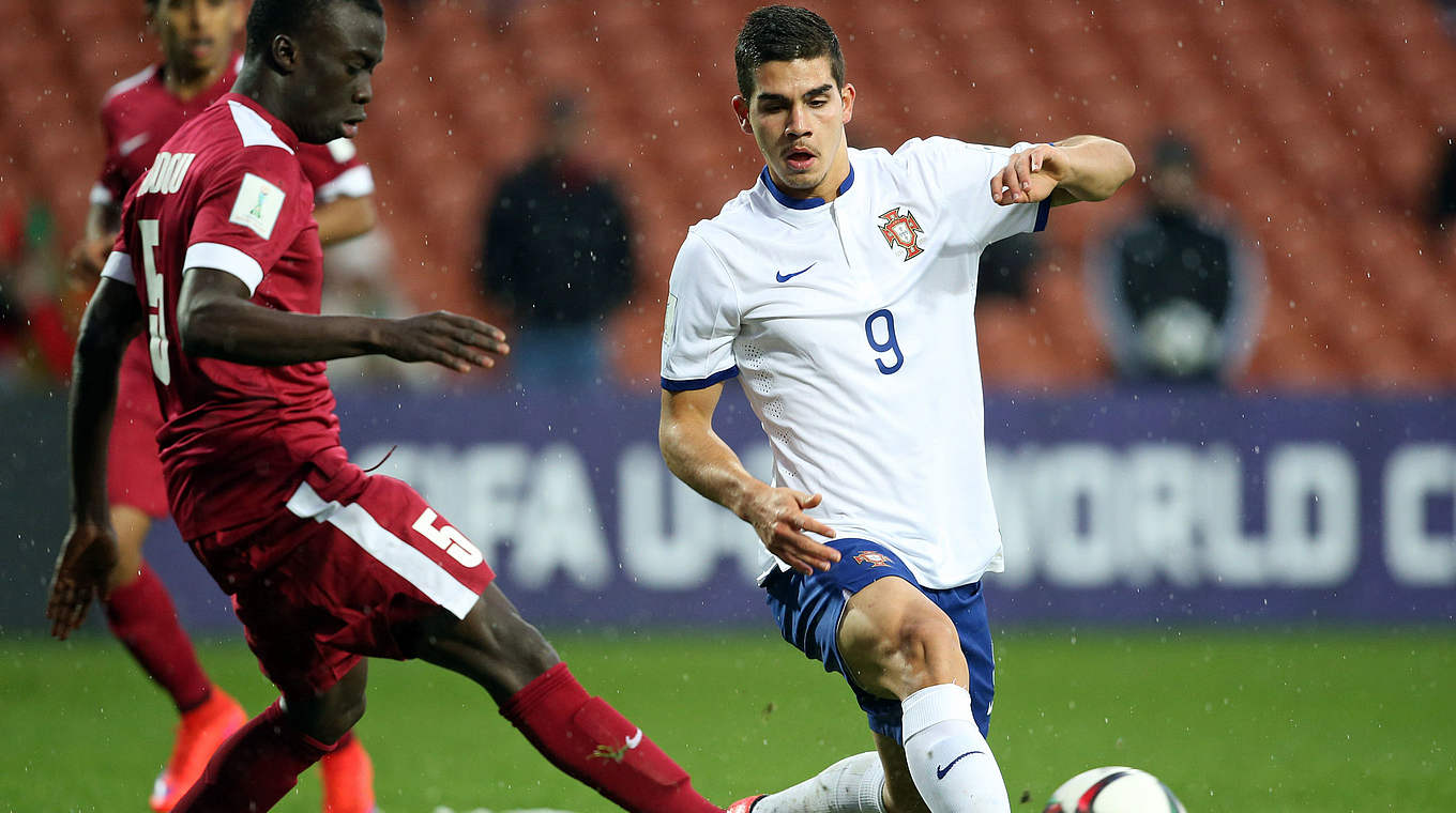 Vorzeitig für das Achtelfinale qualifiziert: Andre Silva (r.) und Portugal © Michael Bradley/AFP