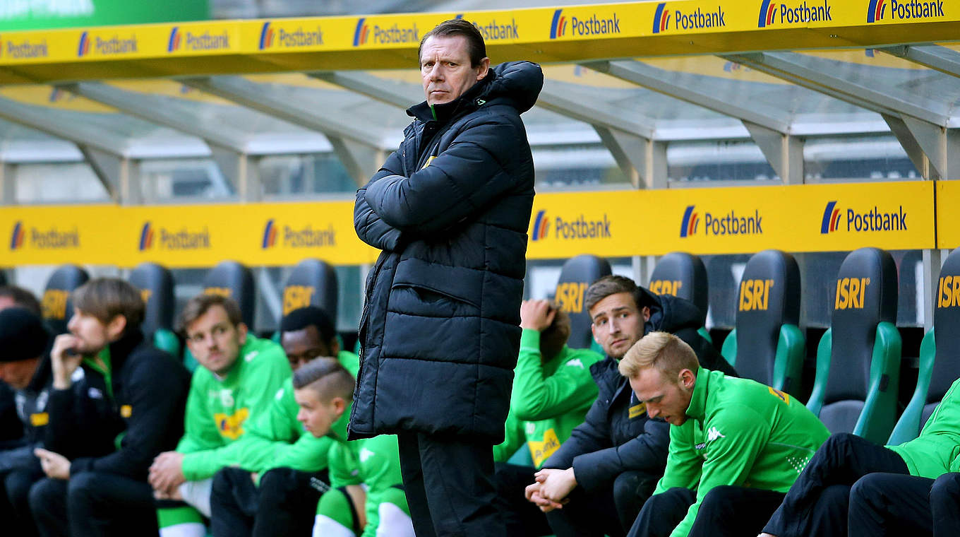 Trotz Siegesserie nicht aufgestiegen: Mönchengladbach II und Trainer Demandt © 2015 Getty Images