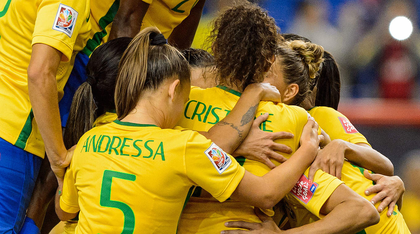 Für das Achtelfinale qualifiziert: Brasilien © 2015 Getty Images