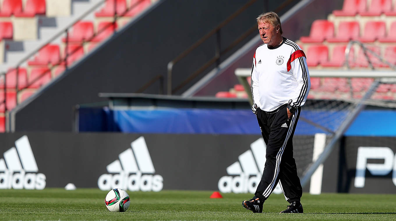 Hrubesch respects Serbia: "They have a willingness to run and fight" © 2015 Getty Images