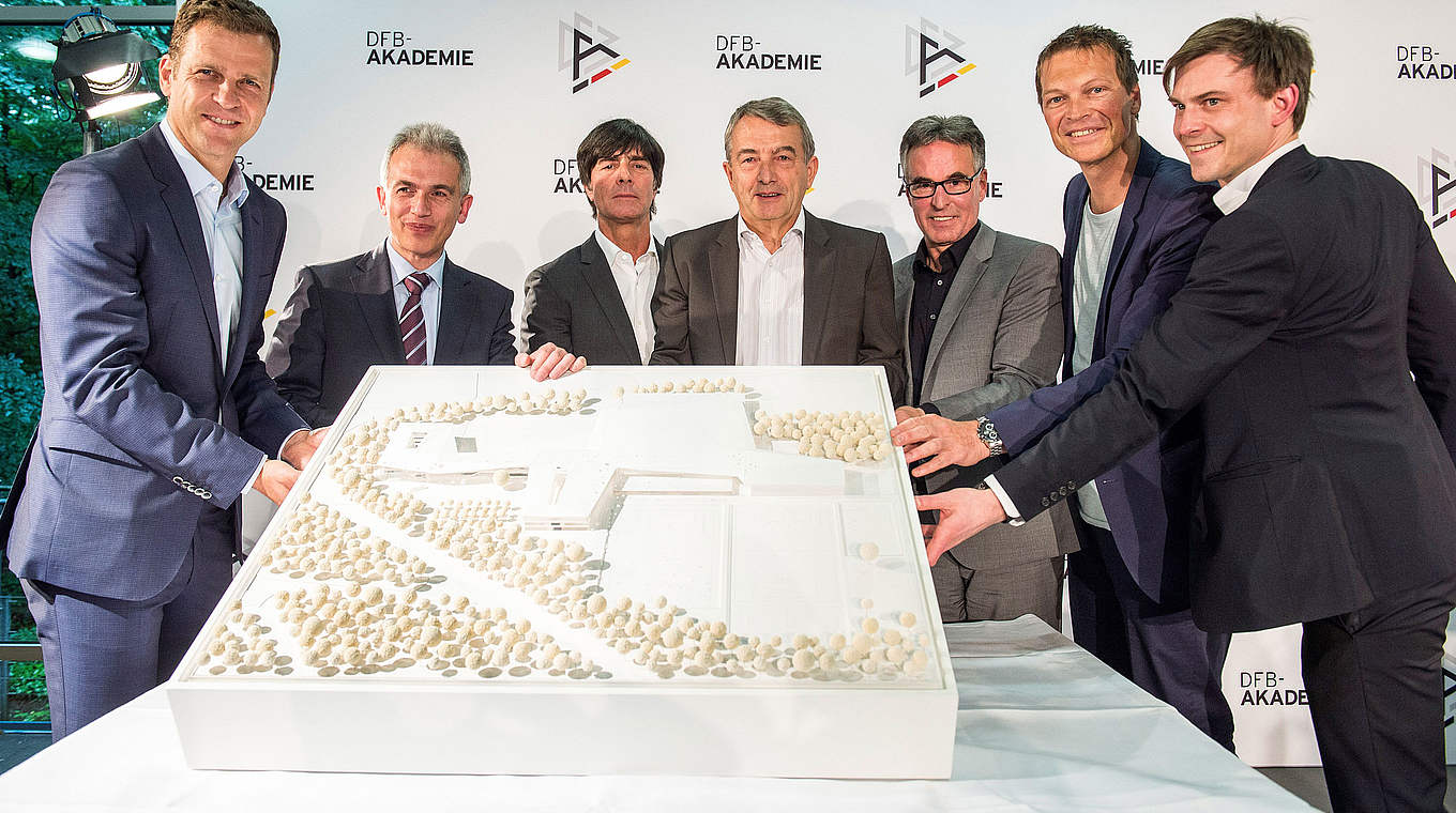 In attendance for the presentation of the architectural plans for the academy: Joachim Löw © 2015 Getty Images