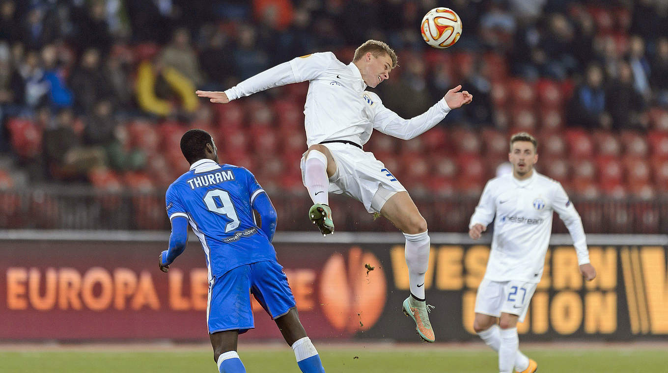 Wechselt vom FC Zürich zu den Gladbacher Fohlen: Nico Elvedi (M.)  © FABRICE COFFRINI/AFP/Getty Images