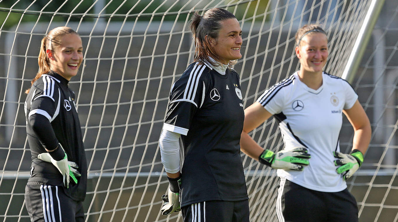 Die Nummer eins und ihre Backups: Angerer (M.) mit Benkarth (l.) und Schult (r.) © 2013 Getty Images