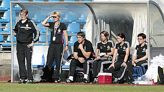 Wollen auch im letzten Gruppenspiel auf Sieg spielen: Carmen Holinka und Margret Kratz (v.l.) © 2015 Getty Images