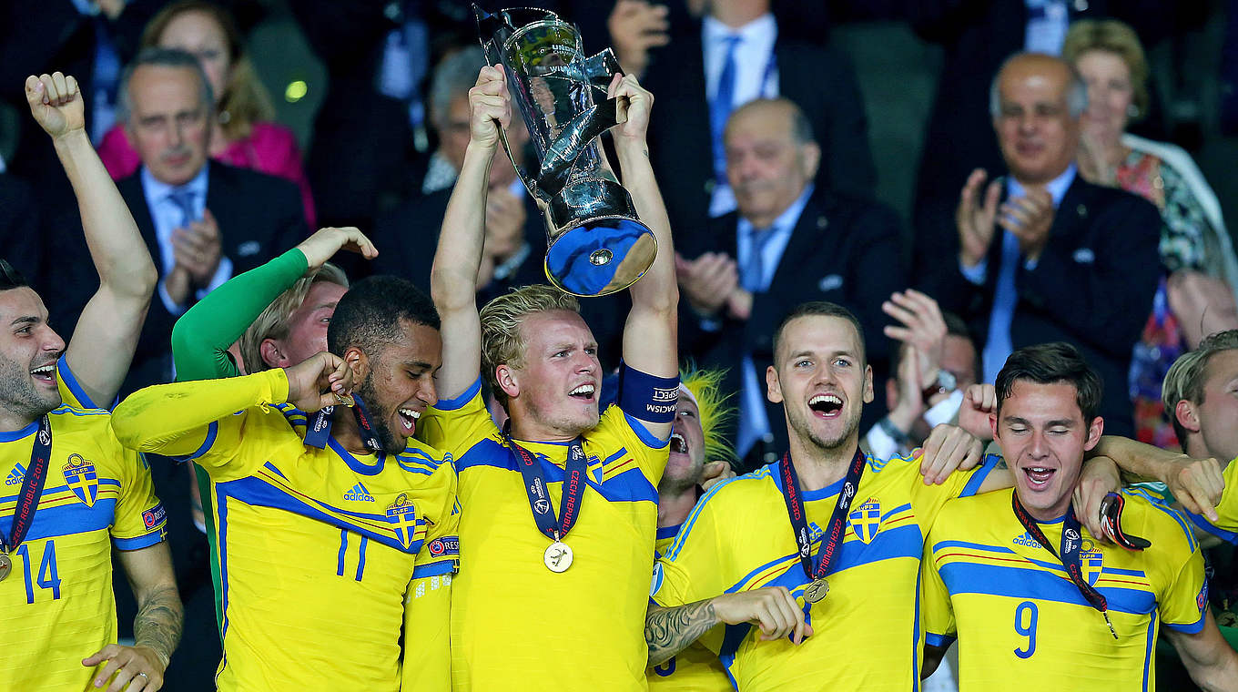 Flick: "Schweden ist ein verdienter und würdiger Europameister" © 2015 Getty Images