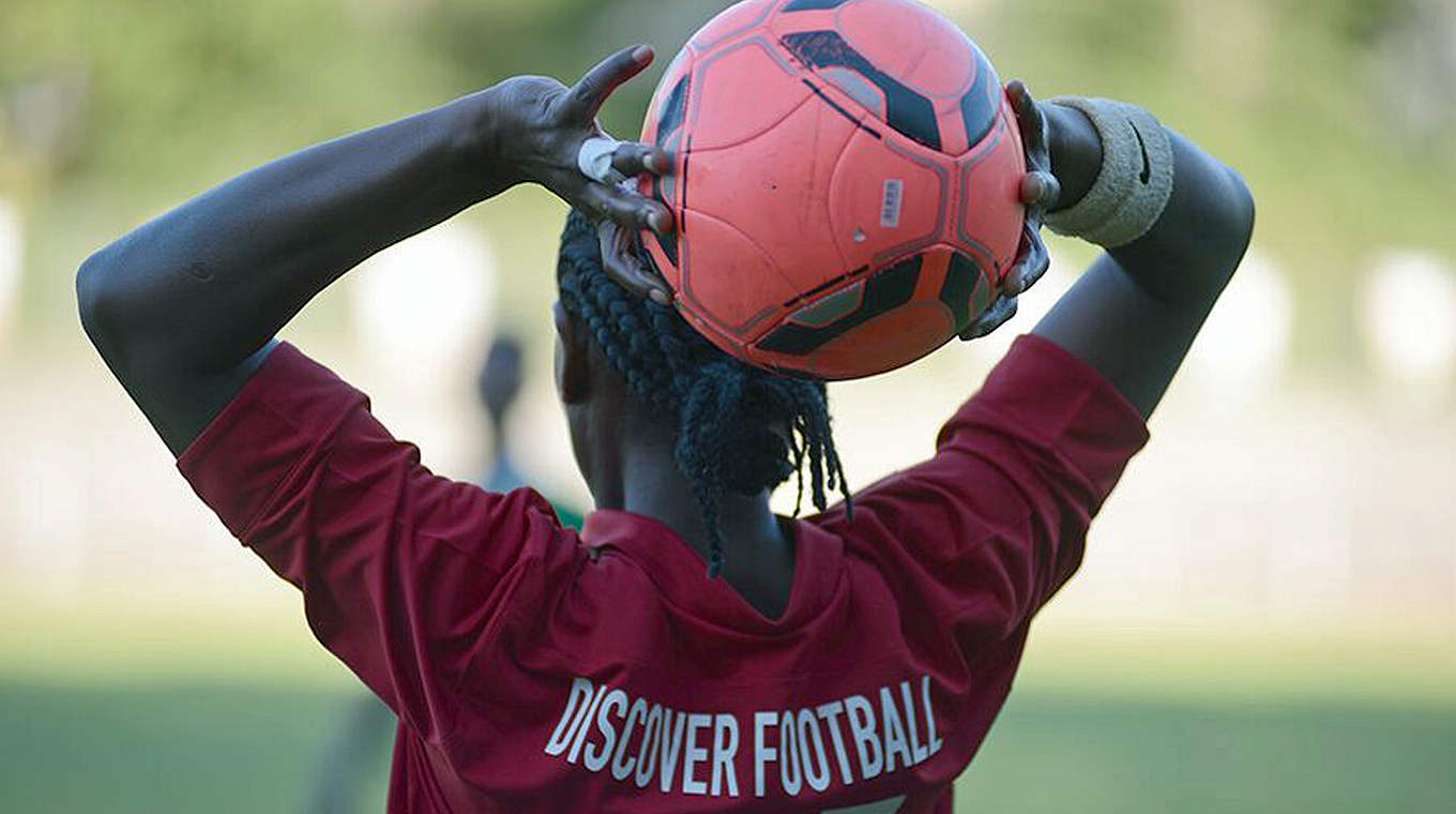 "Beyond borders": Spielerinnen aus aller Welt reisen nach Berlin © Discover Football