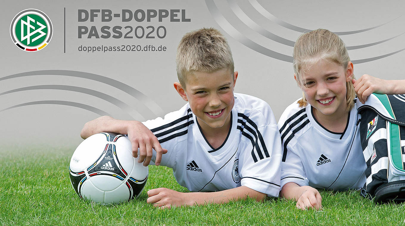 Fußball-Angebote für Schulen und Vereine: DFB-DOPPELPASS 2020 © DFB