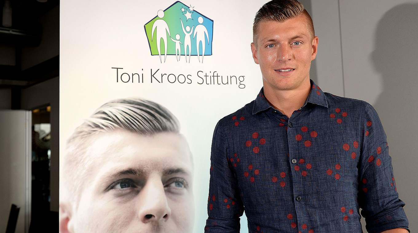 Toni Kroos Gründet Stiftung Zugunsten Kranker Kinder :: DFB - Deutscher ...